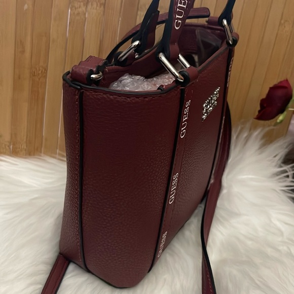 GUESS mini shoulder tote bag - Picture 8 of 9